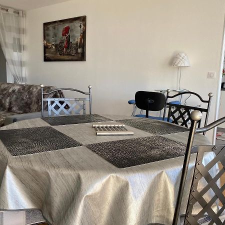 Le Mun-T2, 60M2, Balcons, Parking, Wifi, Linge, Produits, Face A La Gerdarmerie, Vue Cathedrale Reims Exterior foto
