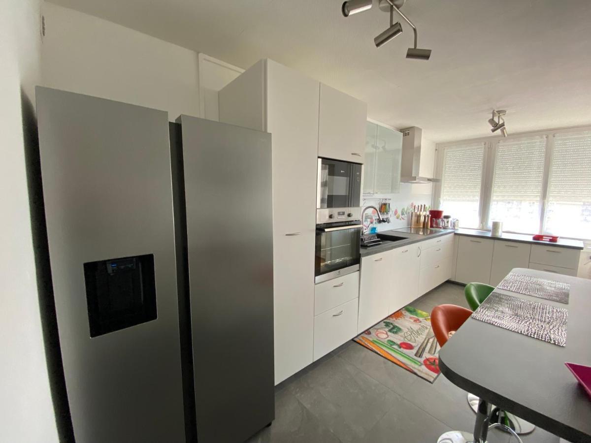 Le Mun-T2, 60M2, Balcons, Parking, Wifi, Linge, Produits, Face A La Gerdarmerie, Vue Cathedrale Reims Exterior foto