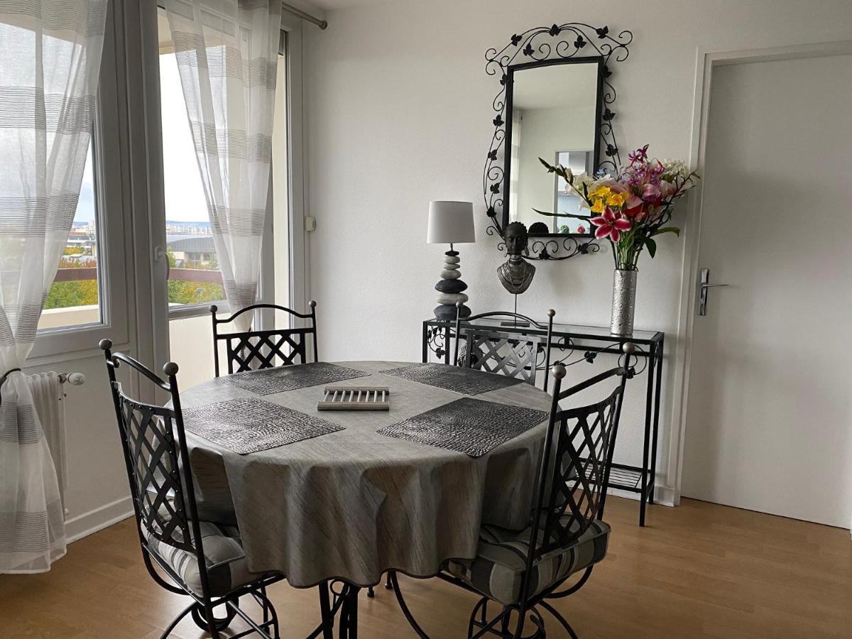 Le Mun-T2, 60M2, Balcons, Parking, Wifi, Linge, Produits, Face A La Gerdarmerie, Vue Cathedrale Reims Exterior foto